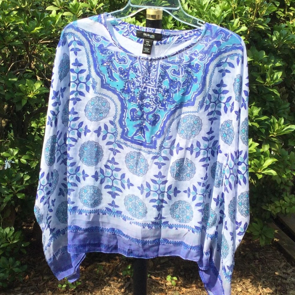 Style & Co Sequin Front Rectangular Floral Wrap - image 1